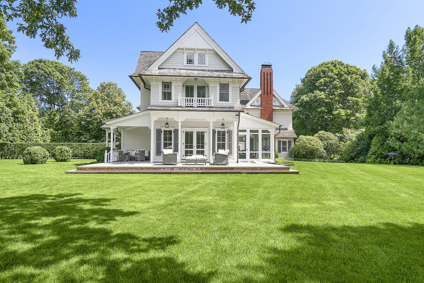 Quogue Traditional • James Lane Post • Hamptons Culture & Lifestyle