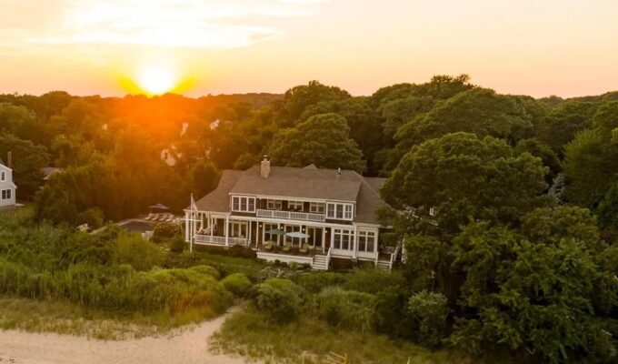 Hamptons Real Estate